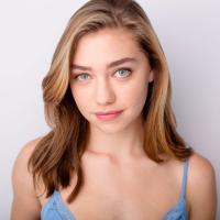 Tess Lovell Headshot