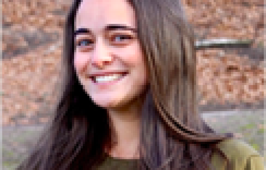 Bailey Landow headshot