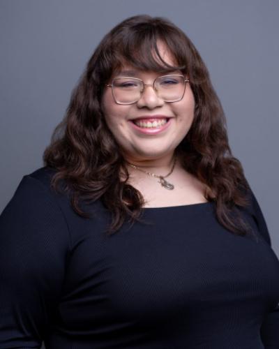 Tatiana Bustos headshot